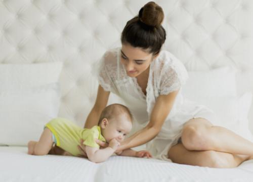 유아용 침대에서 어린이용 침대로: 성공적인 전환을 위한 타이밍, 팁 및 꿀팁